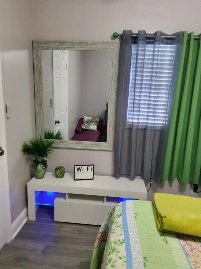 Beautiful Apartment Close To Everything 坦帕 外观 照片
